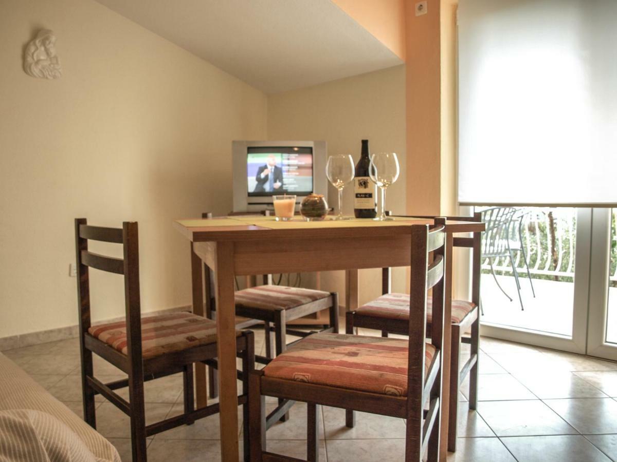 Apartment Pletikosic Kaštela Exteriör bild